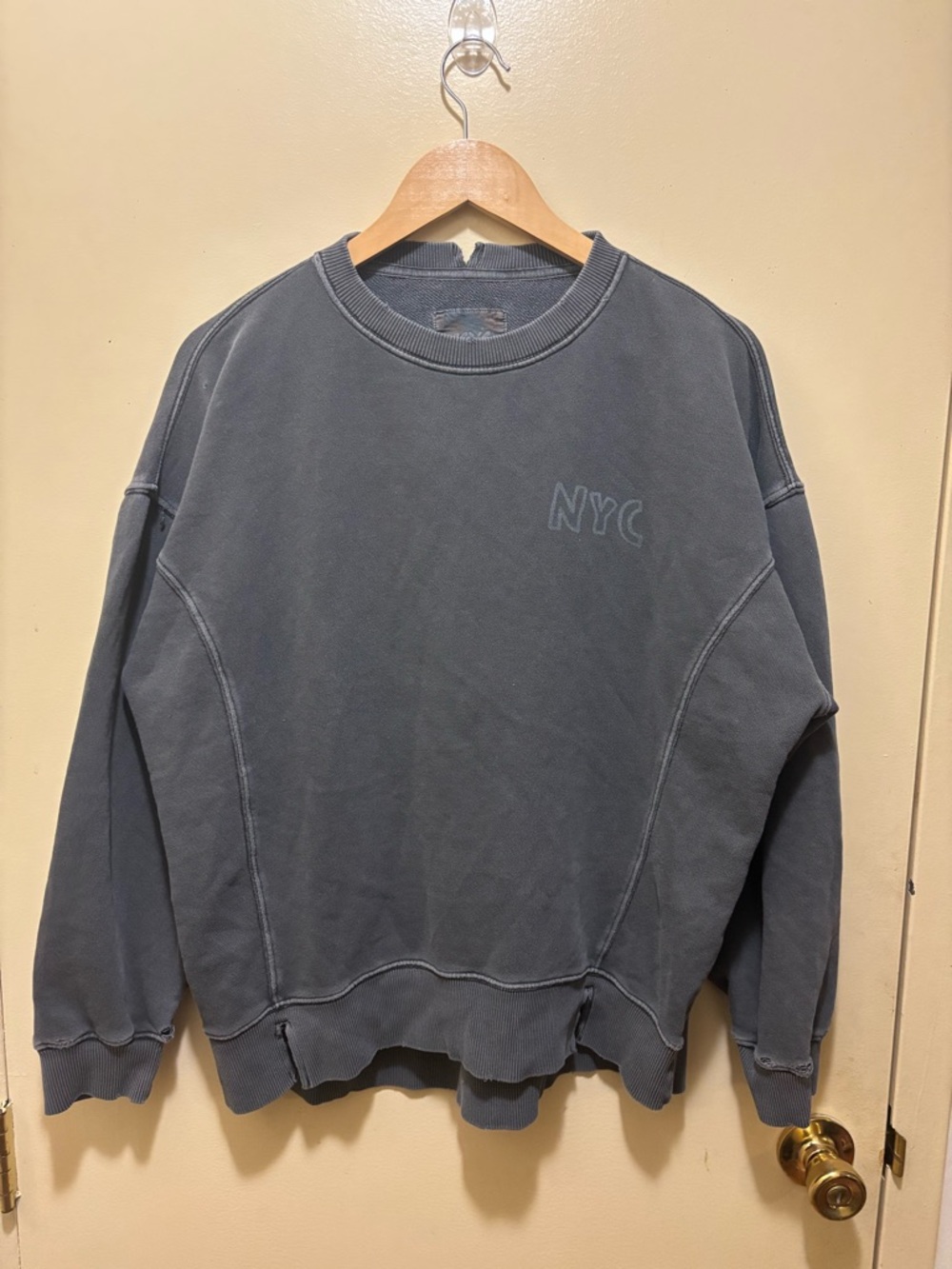 Keith Haring New York City grey sweatshirt #streetwear #art